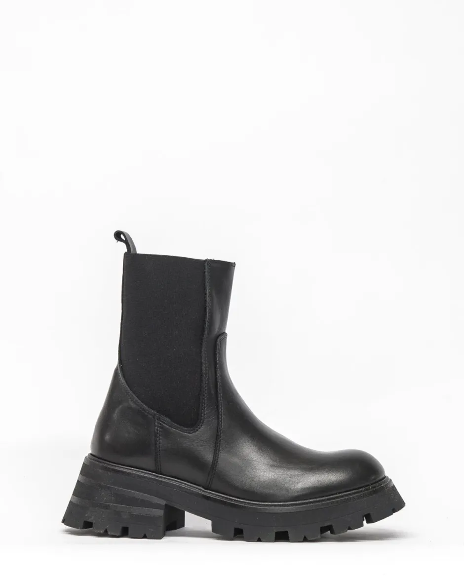 zoe kratzmann Boots|Inset Boot-Black Leather
