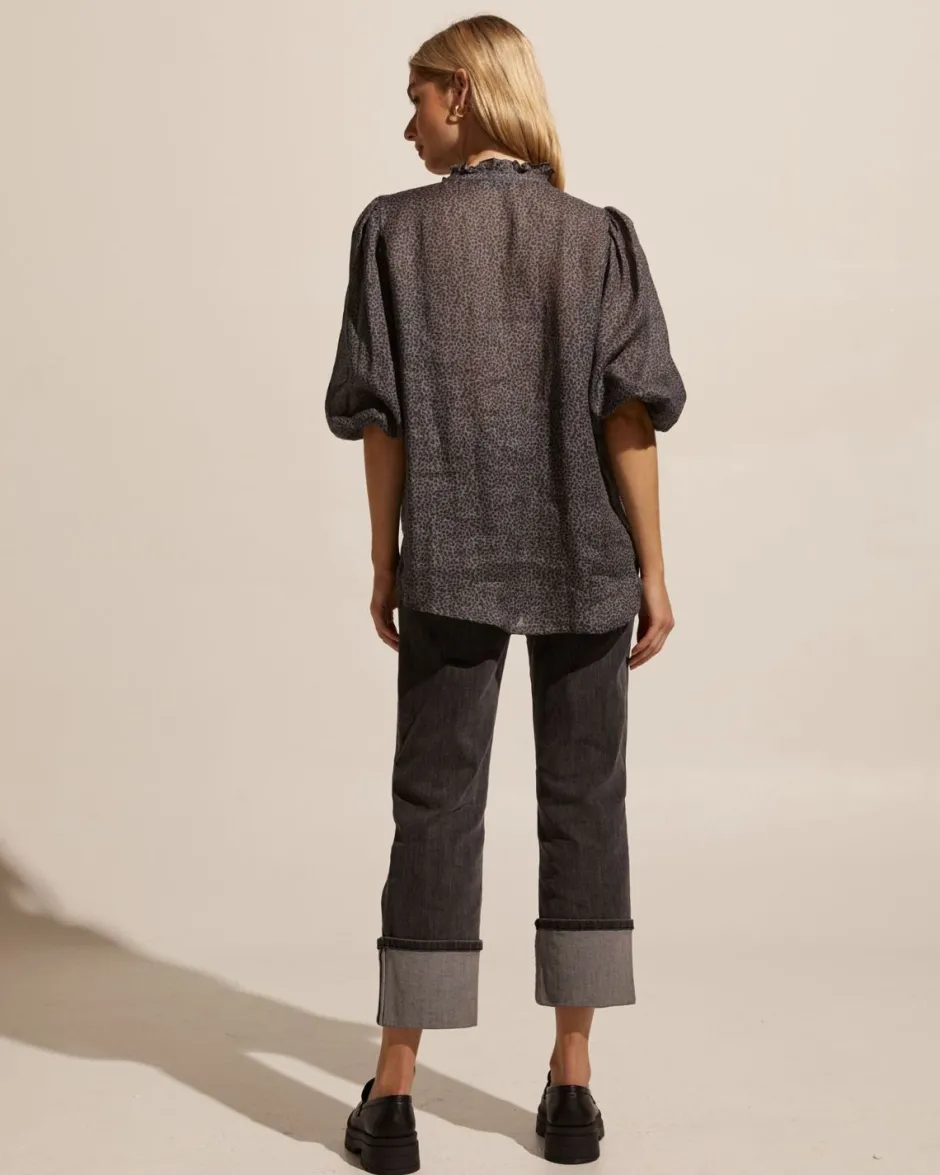 zoe kratzmann Tops|Lilt Top-Graphite Leopard