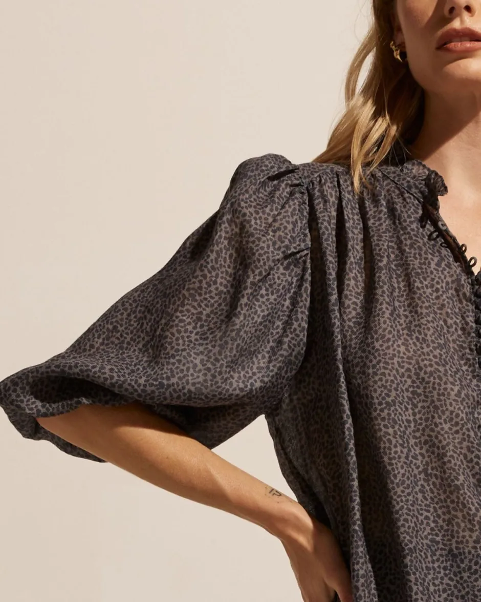 zoe kratzmann Tops|Lilt Top-Graphite Leopard