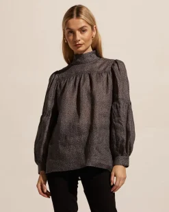 zoe kratzmann Tops|Pace Top-Graphite Leopard