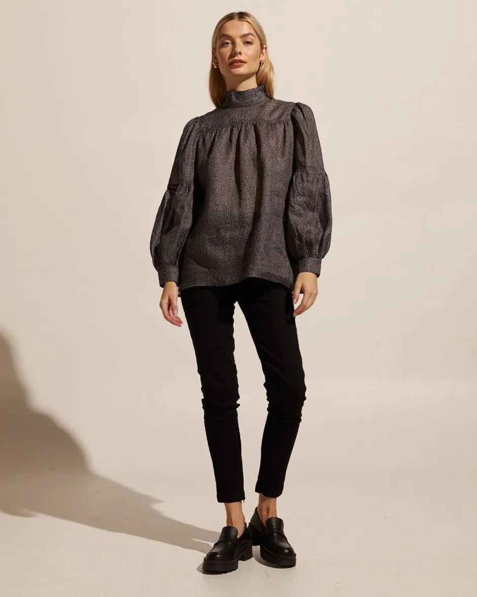zoe kratzmann Tops|Pace Top-Graphite Leopard