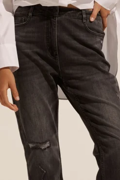zoe kratzmann Bottoms|React Jean-Distressed Black