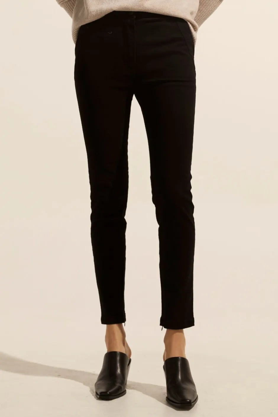 zoe kratzmann Bottoms|Source Pant-Black